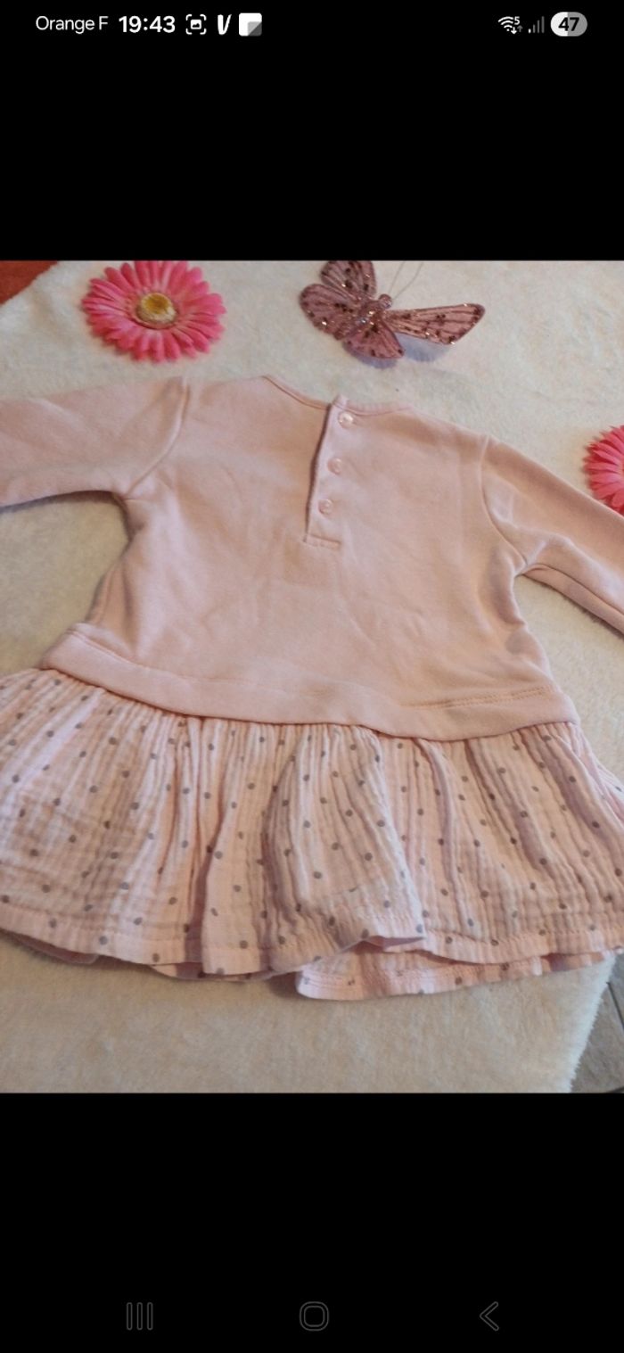 Robe bébé taille 6 mois - photo numéro 4