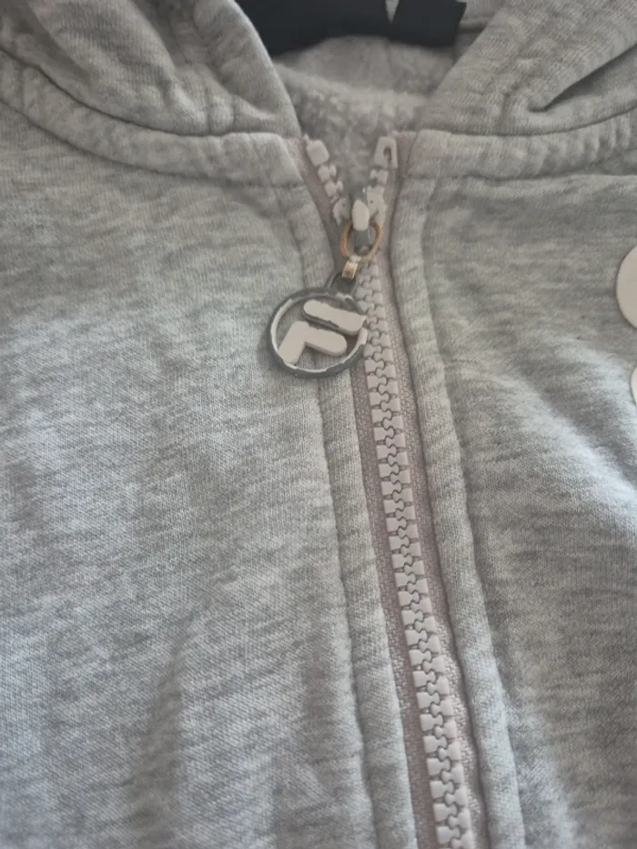 Veste à capuche Fila 8ans - photo numéro 2