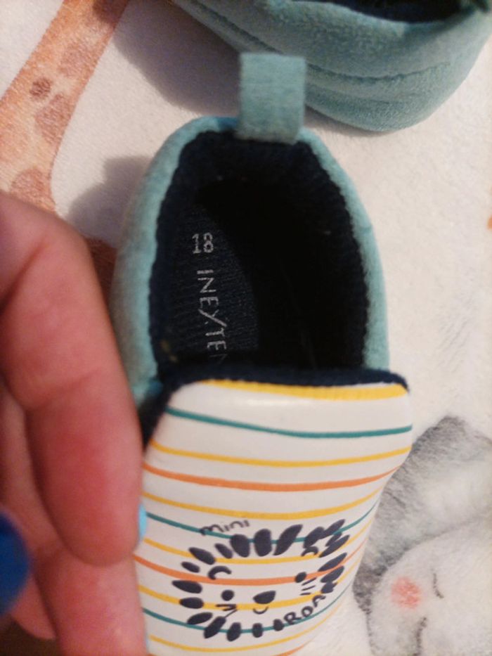 Chaussons en simili cuir - photo numéro 3