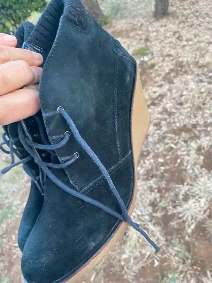 Lacoste bottines compensées 40 - photo numéro 9
