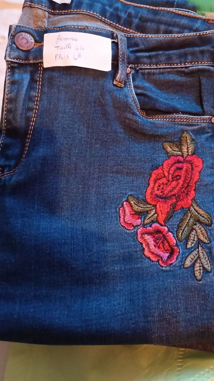 Vêtements femmes - photo numéro 10