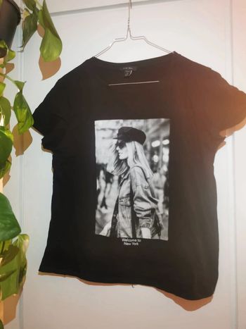 T-shirt avec image Amisu