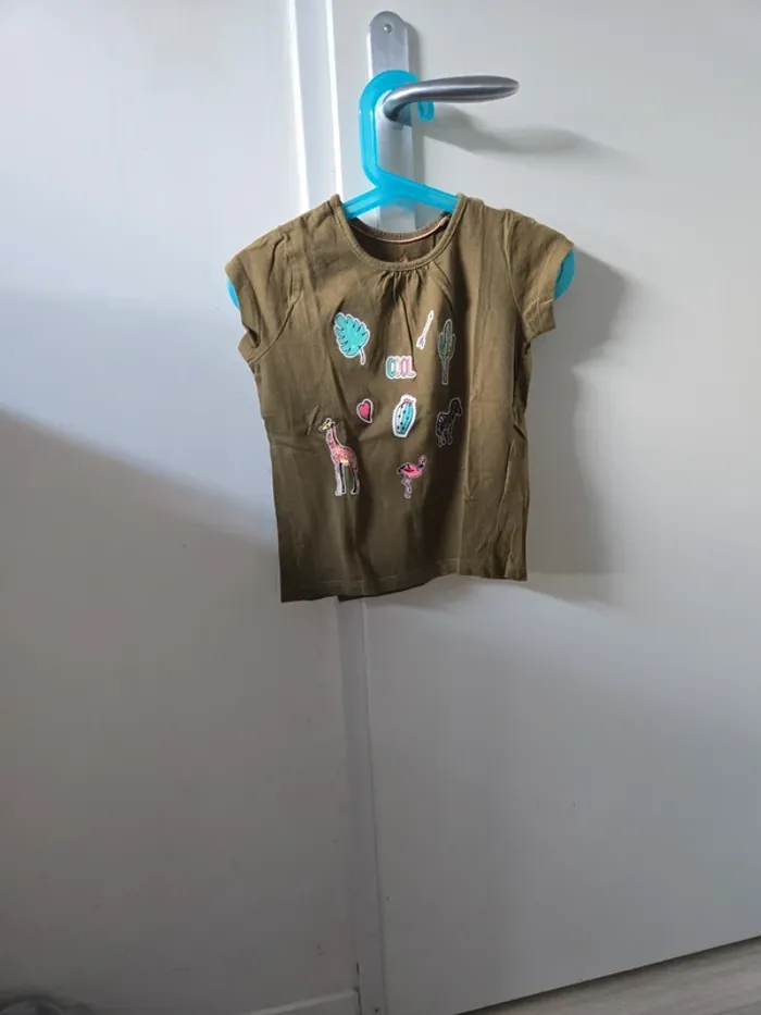 T-shirt bébé taille 12/24 mois