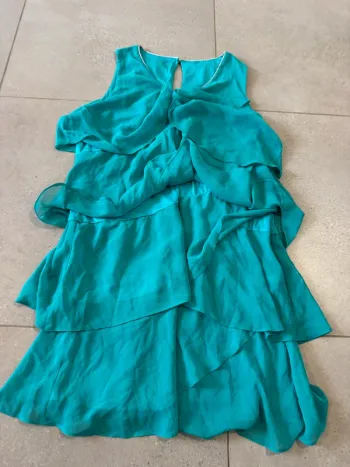 Robe bleue, très bon état, taille 48, 105cm de longueur