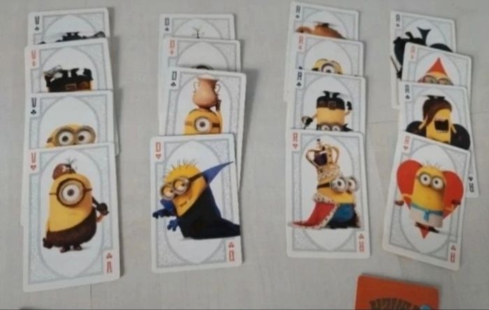 Jeu de 32 cartes et poster Minions - photo numéro 7