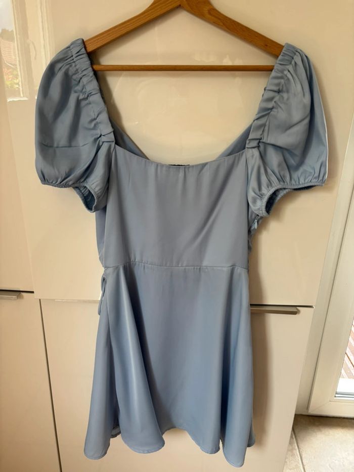 Robe en satin Tally Weijl taille S - photo numéro 2