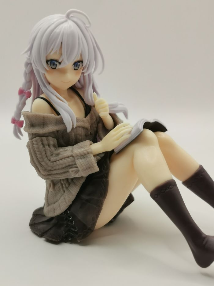 Figurine Elaina Wandering Witch