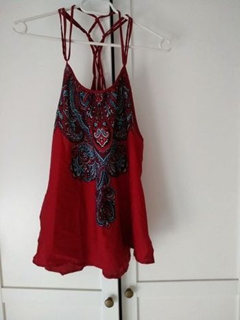 Jennyfer - Haut bordeaux avec motifs ethniques