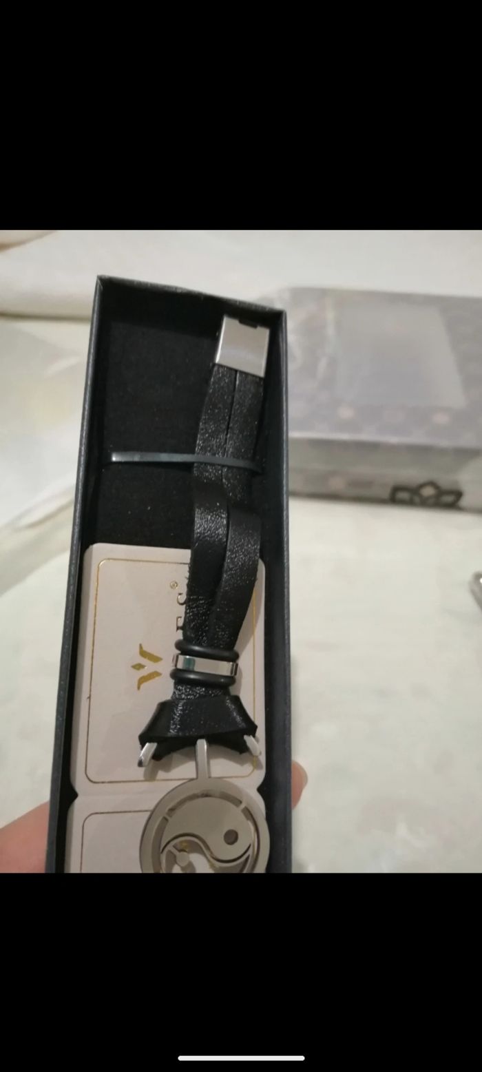 Beau bracelet Gioyes en simili cuir. - photo numéro 4