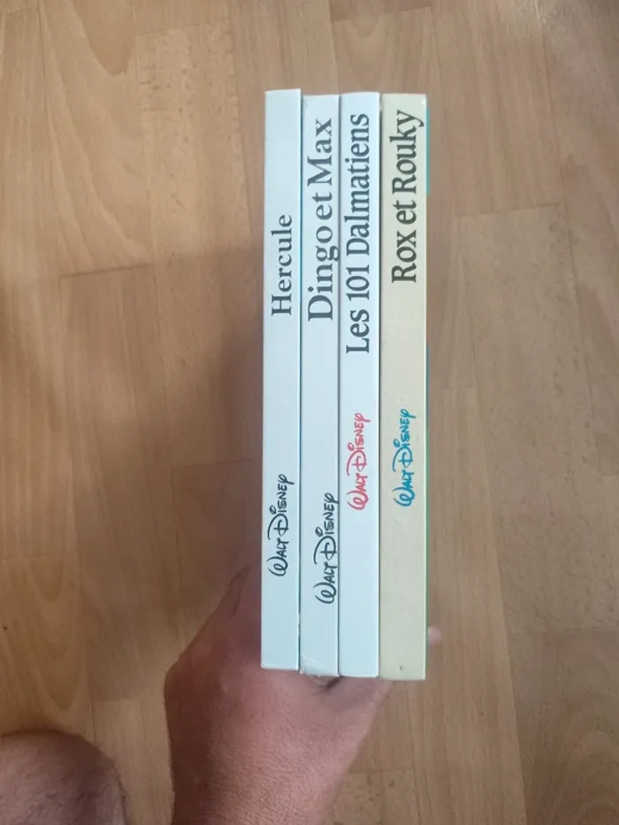 4 livres Walt Disney - photo numéro 3