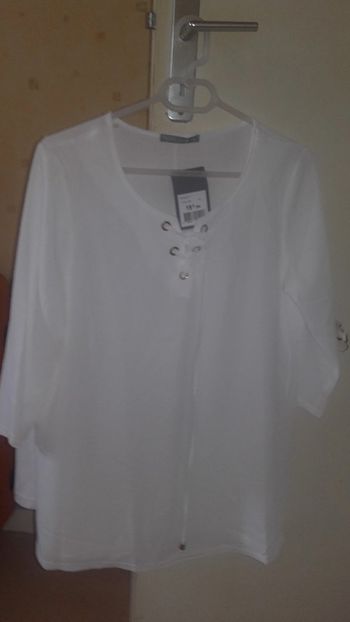 Tunique blanche fluide neuve taille 42