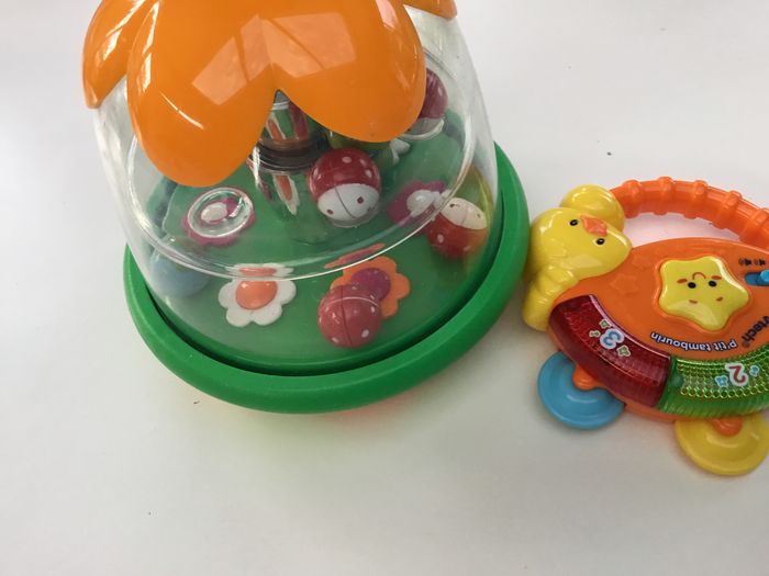 Lot deux jouets eveil bb - photo numéro 2
