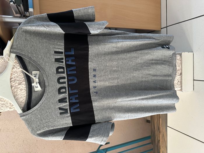 tee shirt gris/noir Kaporal taille 16 ans NEUF avec étiquette - photo numéro 3
