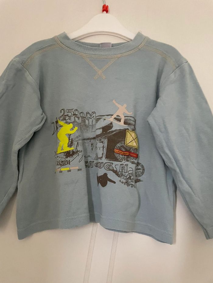 TEE shirt manches longues 5 ans - photo numéro 2