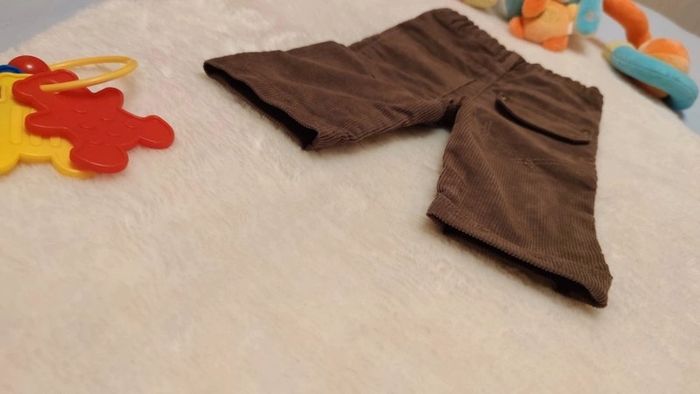 Pantalon velours côtelé marron T. 6 mois Tape À L'Oeil 💮 55% Polyester 45% Coton - photo numéro 6