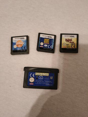 Lot de 4 jeux Nintendo Ds