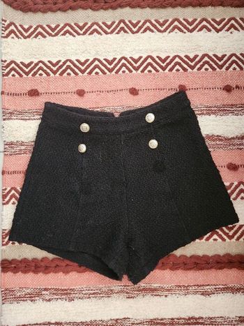 Short noir