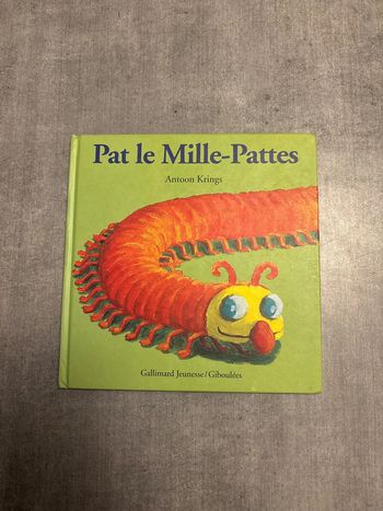Livre drôle de petites bêtes, pât, le mille-pattes