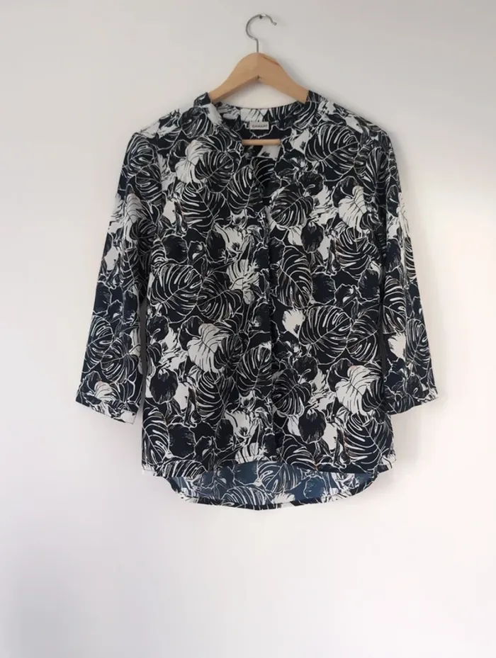 Blouse légère et fluide bleu marine imprimé tropical casual chic Damart taille 38 - photo numéro 5