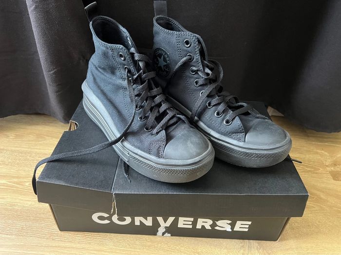 Converse femme taille 39 - photo numéro 2