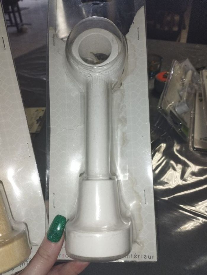 Embout tringle a rideau