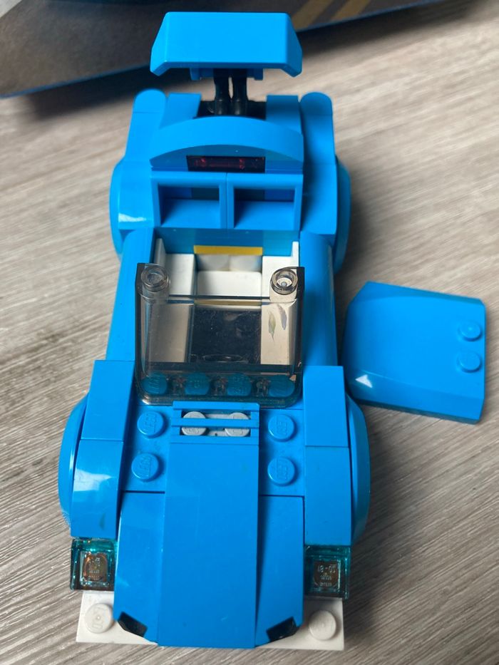 Lego voiture de course réf 60285 - photo numéro 4