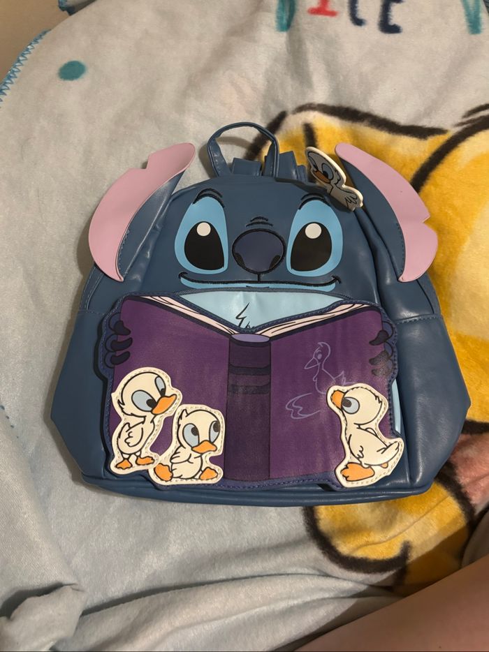 Superbe sac à dos Stitch neuf - photo numéro 4