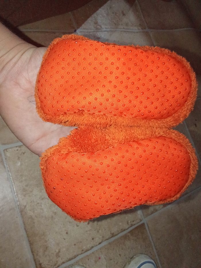 Lot chaussons bebe - photo numéro 3