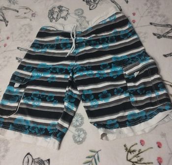 Short de bain a fleur taille L