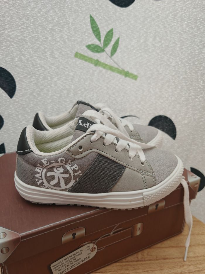 Chaussure garçon neuve pointure 26 - photo numéro 8