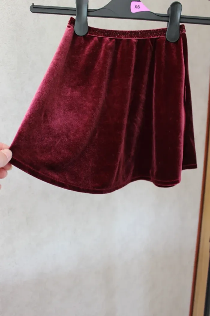 👗 Jupe grenat évasée, Kiabi, 5 ans 📌