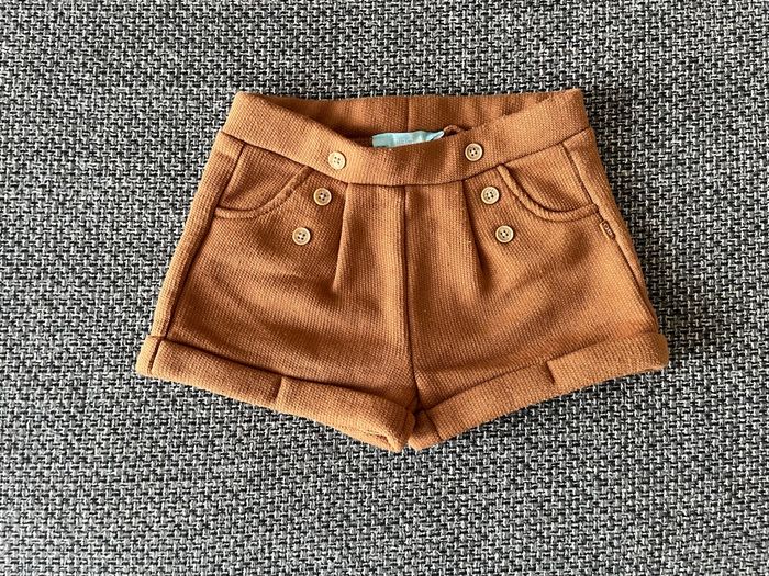 Short camel fille