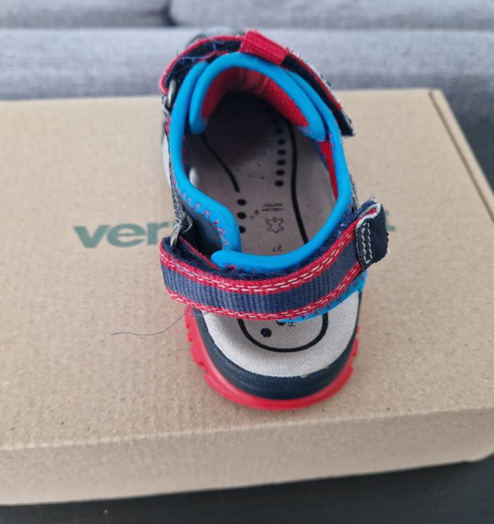 Sandales taille 27 - photo numéro 4