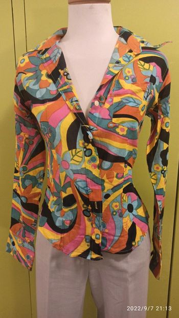 Sans marque lot des jolies chemises tailleurs 38 convient 36