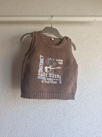 Pull bébé Sans marque taille 18 mois