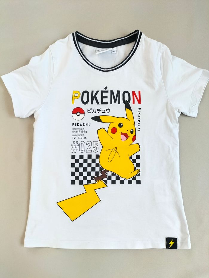 ⚡ T-shirt Pokémon Pikachu – Taille 8 ans - Très bon état ⚡