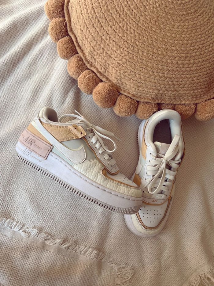 Nike Air Force 1 Shadow – Coloris pastel – Pointure 36,5 - photo numéro 2