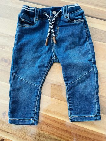 Jean 6 mois