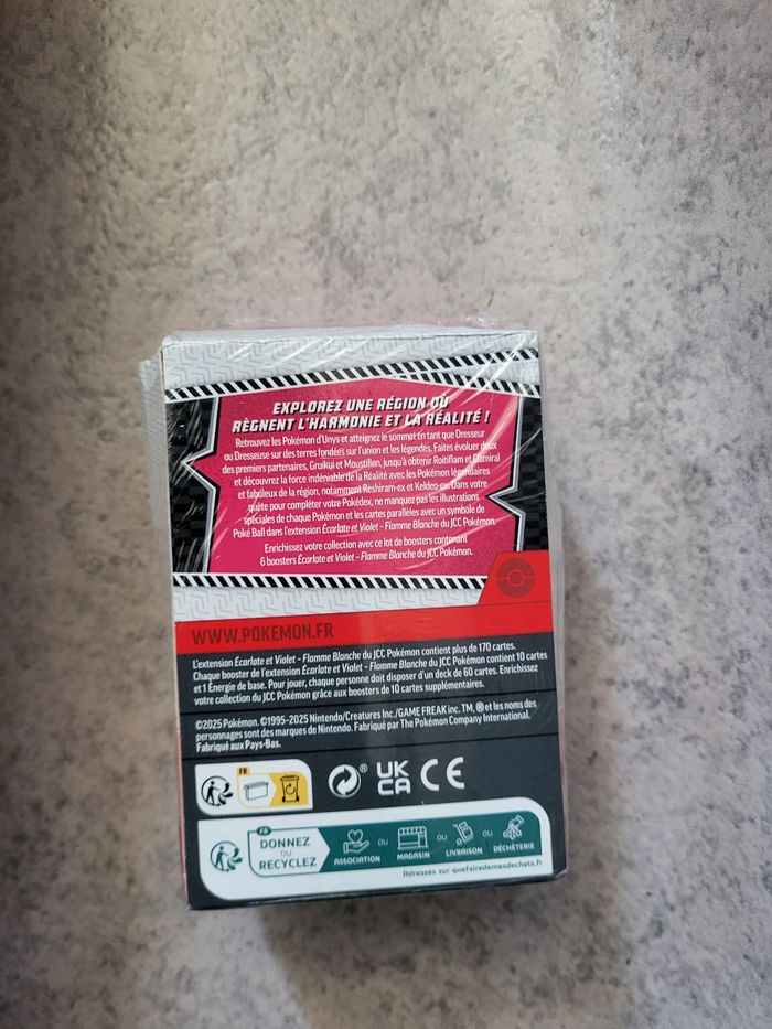 Pokémon Bundle Flamme Blanche 🔥 - photo numéro 3