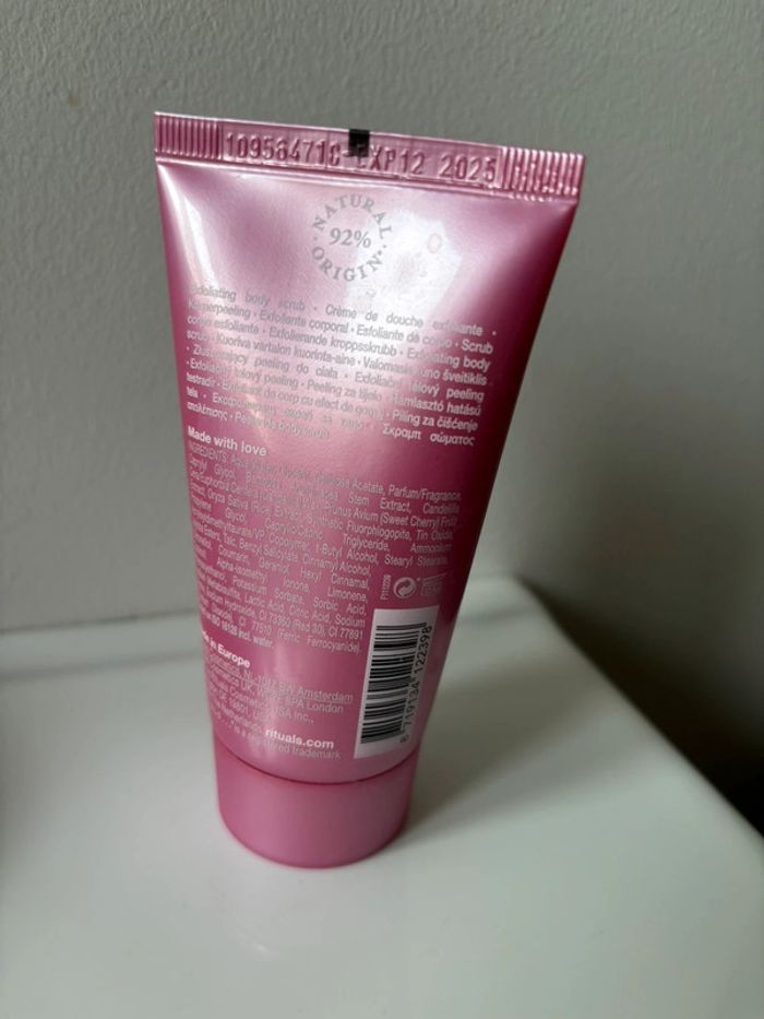 Rituals The Ritual of Sakura Mild Body Scrub, 70ml - photo numéro 2