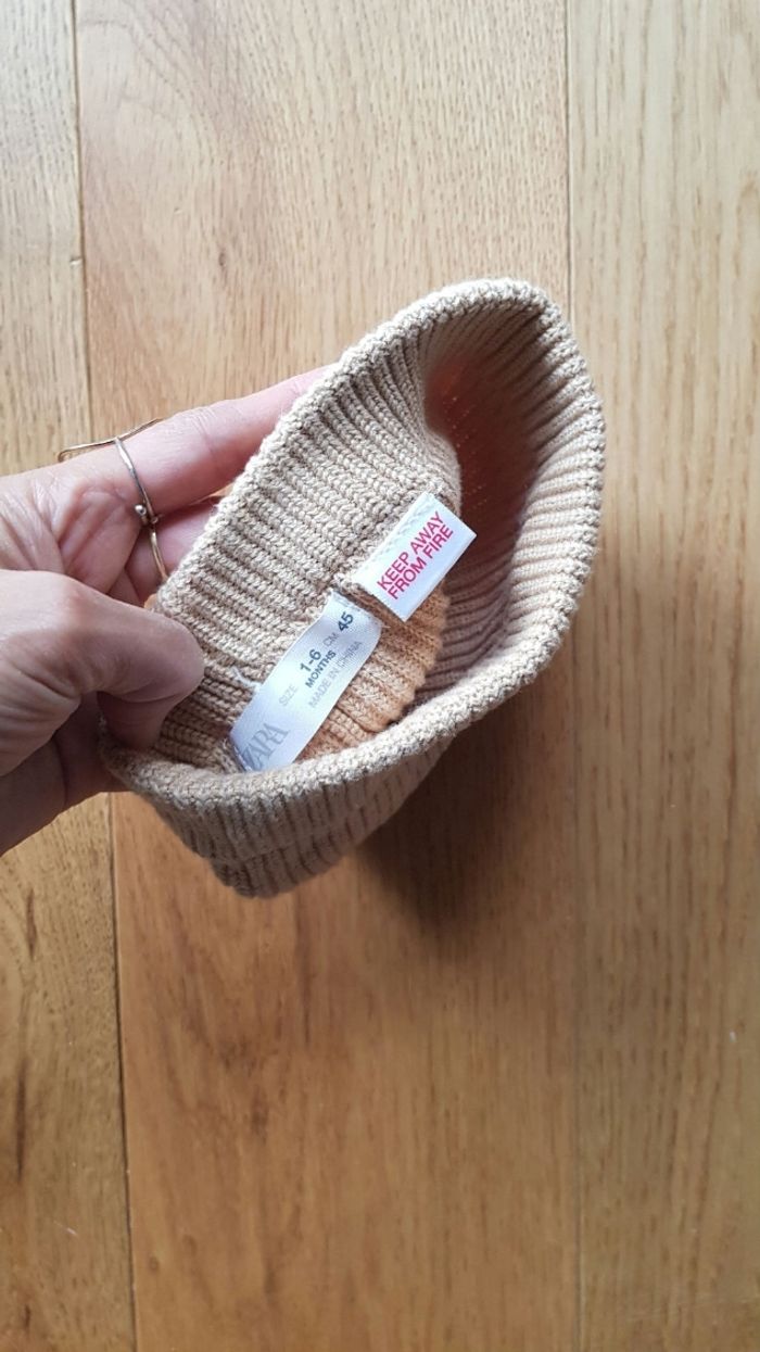 Bonnet beige Zara - photo numéro 2