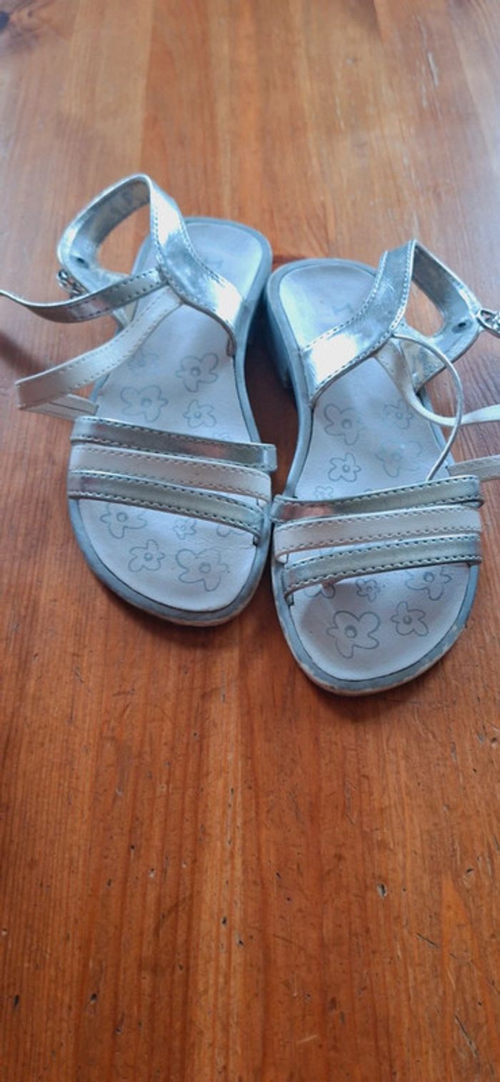 Sandale fille la halle