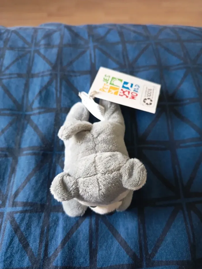 Petite peluche loup - photo numéro 2