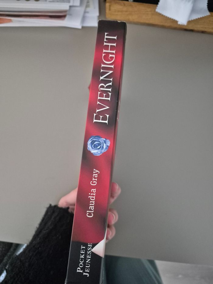 Evernight - photo numéro 3