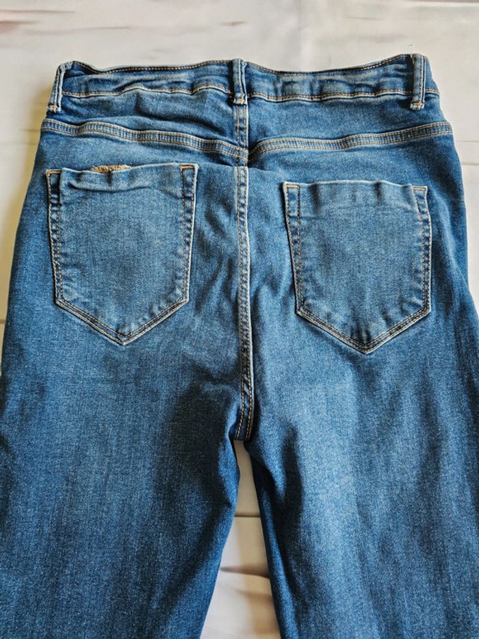 Jean taille 38 - photo numéro 4