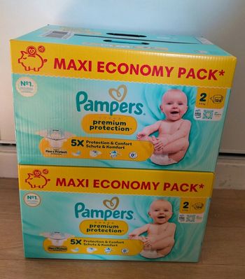 Lot couches Pampers premium taille 2