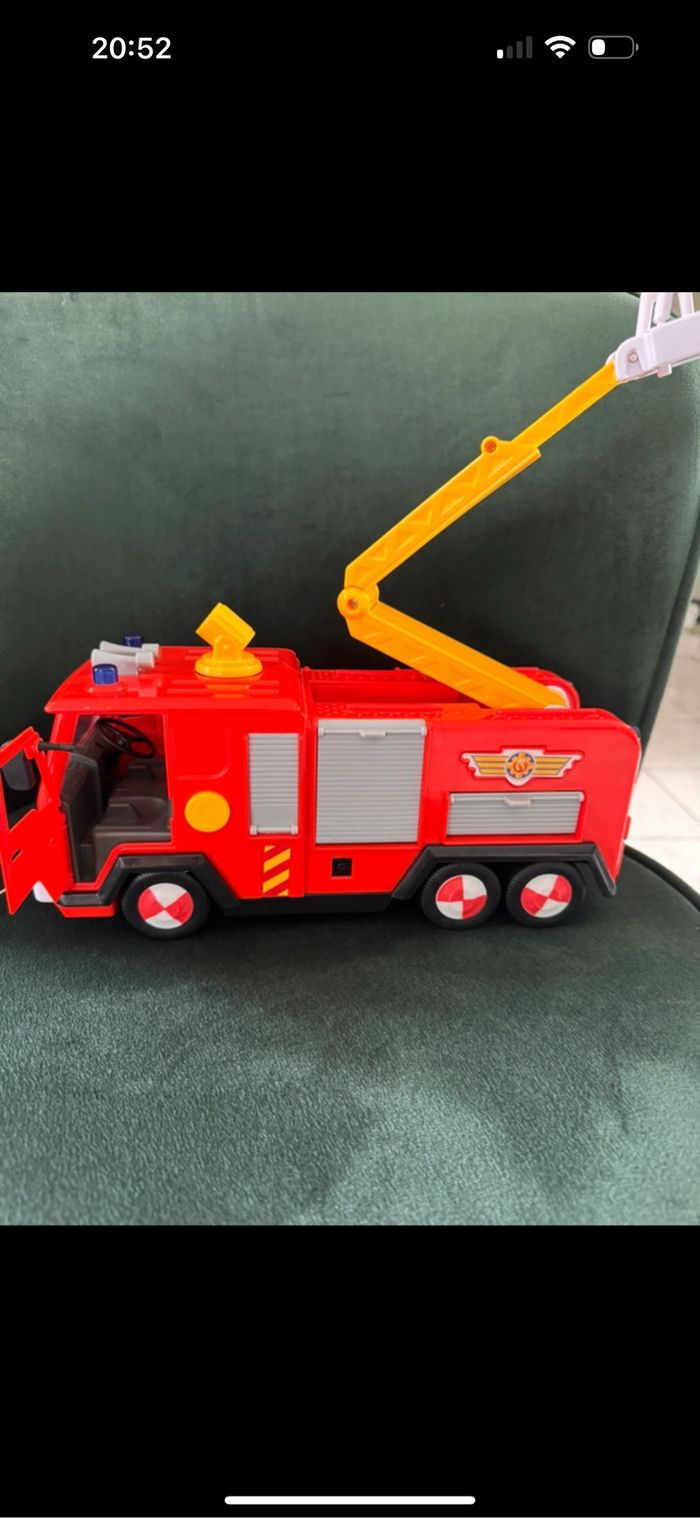 Camion Sam le pompier - photo numéro 3