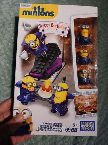 Mega blocks minions