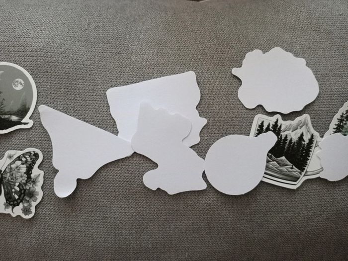 Stickers noirs et blancs - photo numéro 7