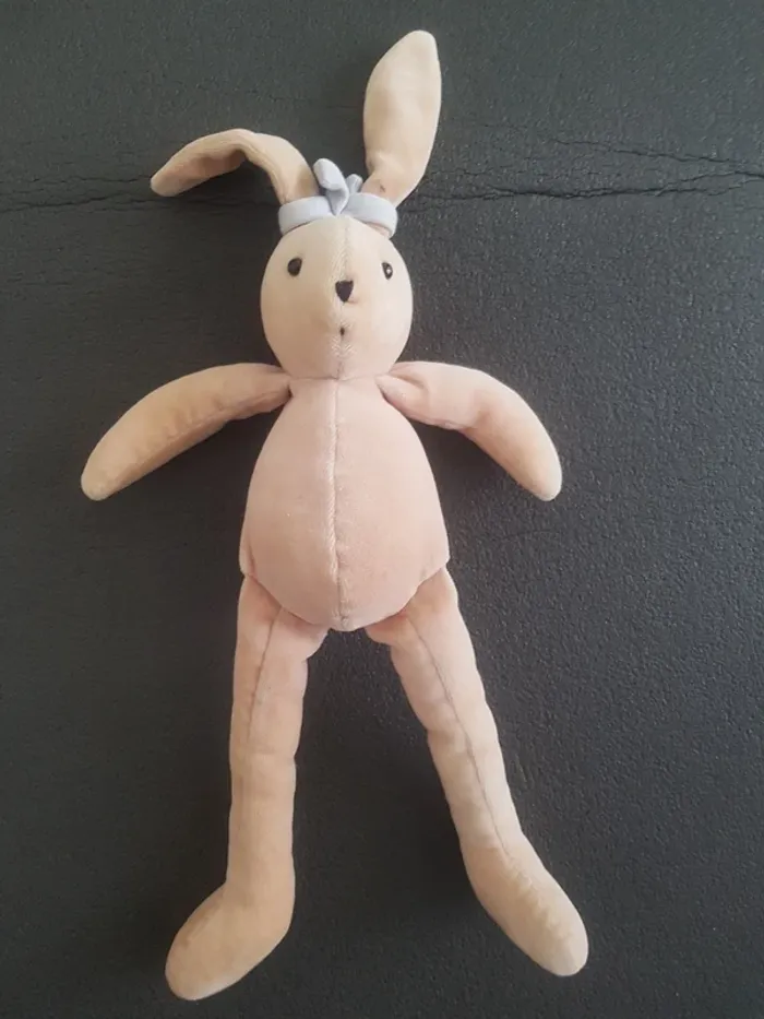 Peluche doudou lapin